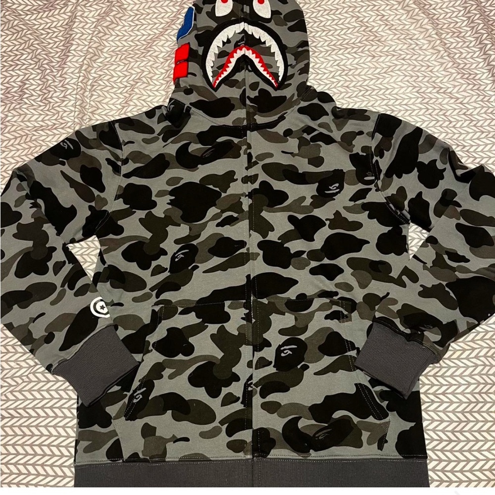 Bathing ape hoodie